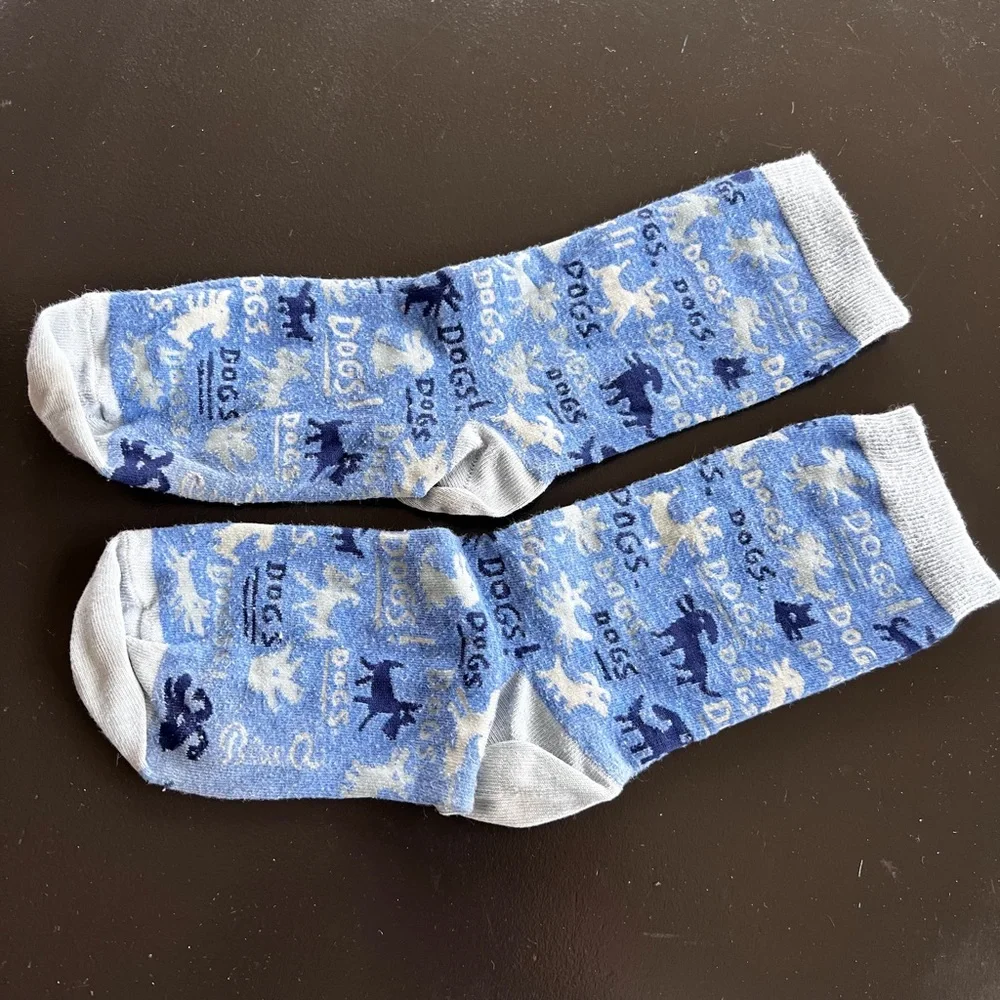 Blue Dog Pattern Socks - Picture 2 of 2